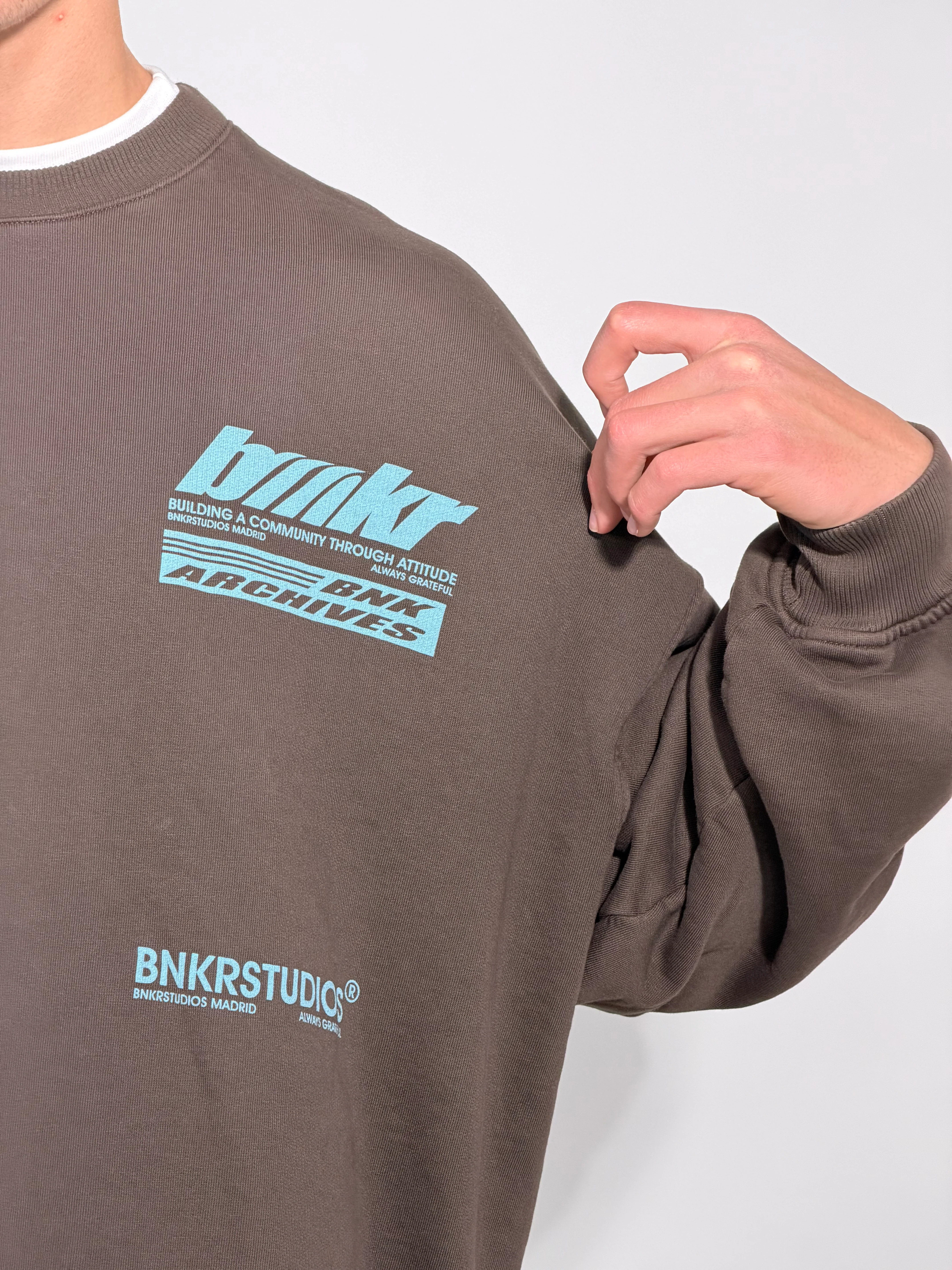 HOODIE GIRO BNK STUDIO LV 088 - Image 3
