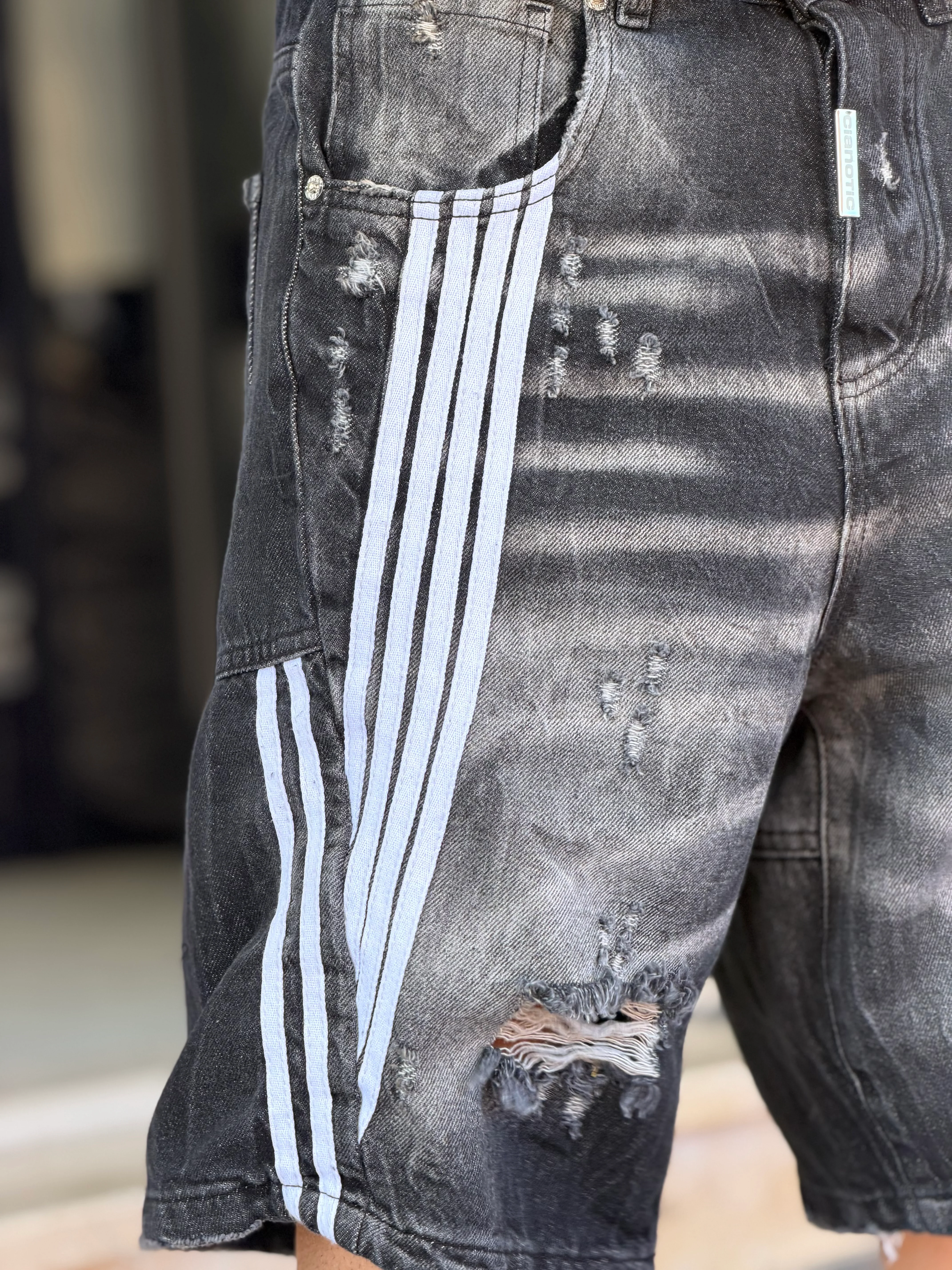 SHORT STRIPES CIANOTIC 518 BLACK - Image 3