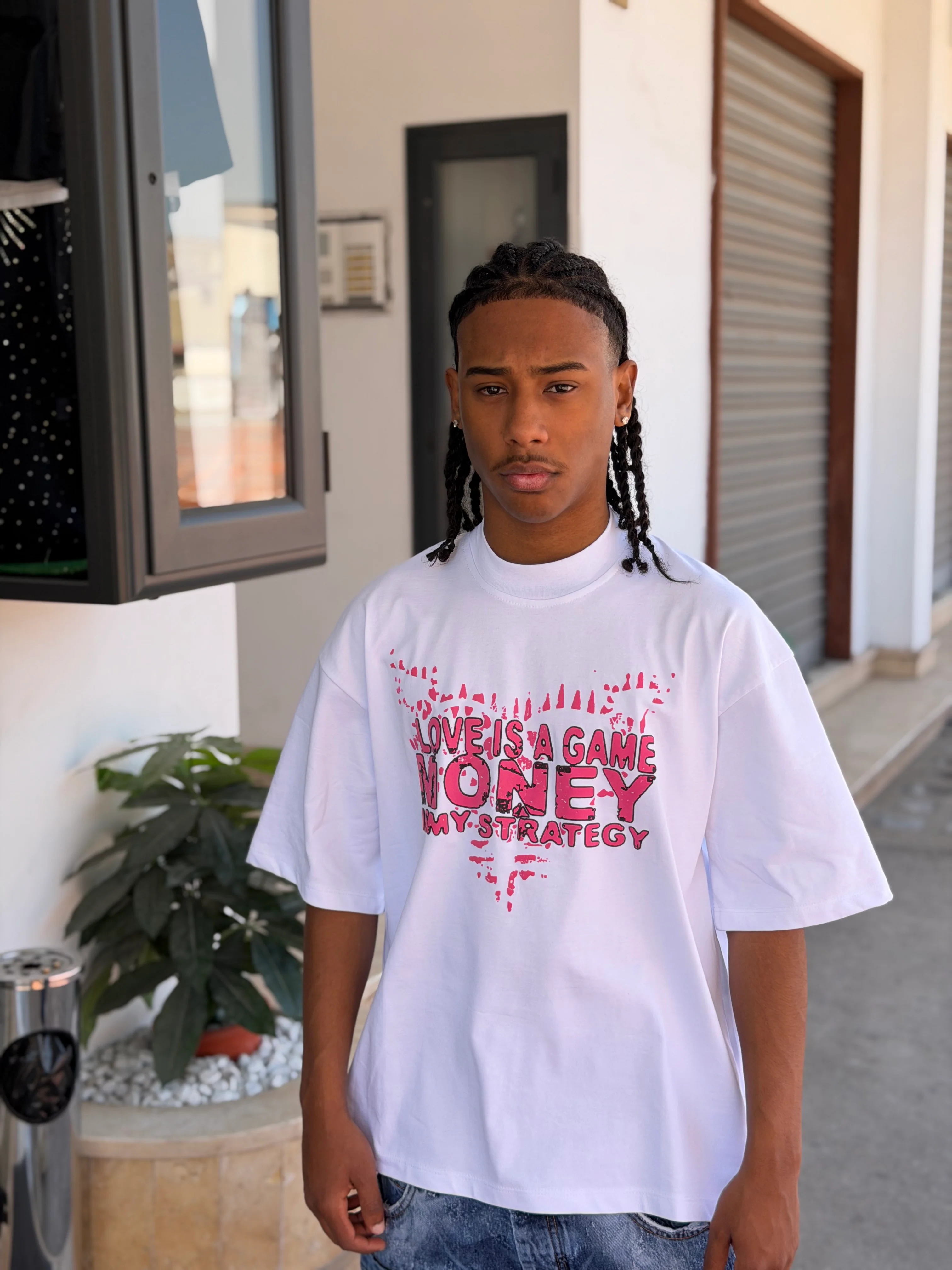 T-SHIRT HUSTLE LOVE IS A GAME - Image 6